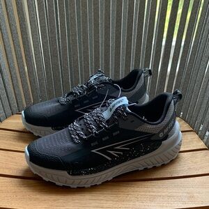 Hi-Tec women Black and Gray Athletic Shoes